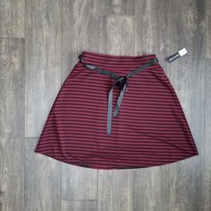 Studio 253 Striped Black Burgundy Skirt - Large